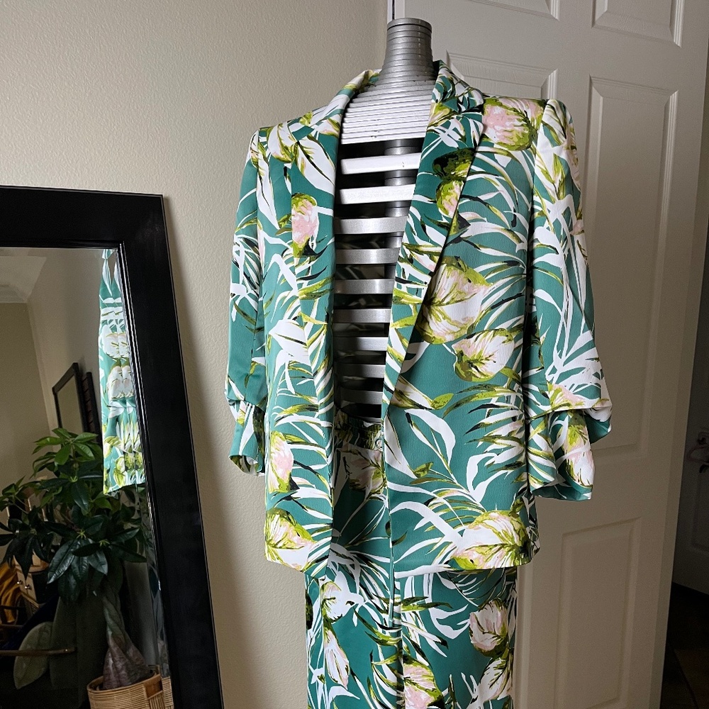 Bar III Suit Separates